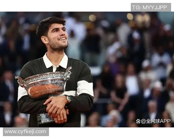 总决赛最终一席白热化竞赛，穆塞蒂小黑疯子陪德约加练！